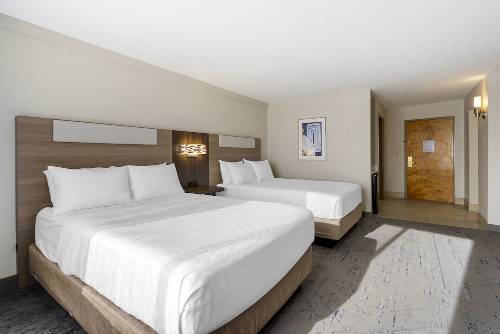 Holiday Inn Express Hotel & Suites The Villages by IHG - photo 11