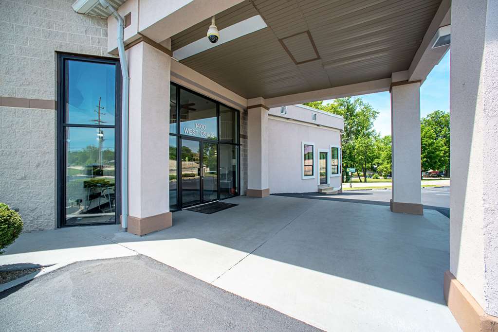 Quality Inn Near Six Flags St. Louis - photo 3