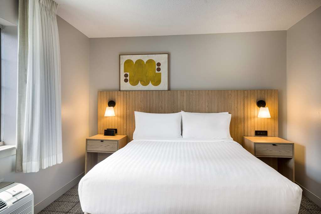 Sonesta Simply Suites Jersey City - photo 17