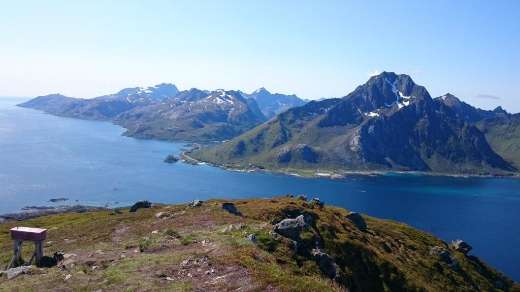 Lofothytter in Leknes, Norway