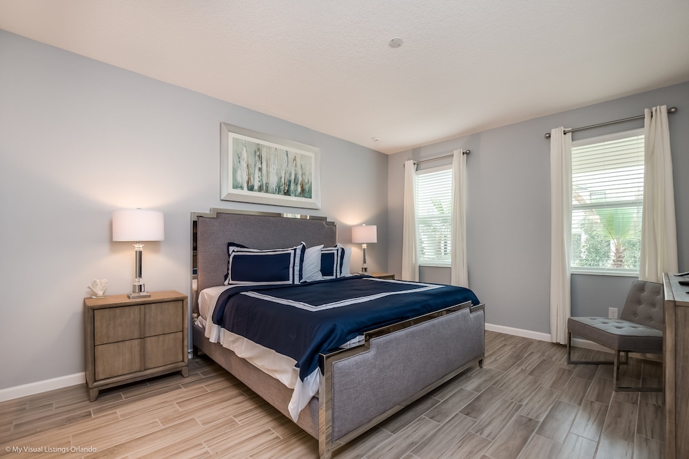 10 Bedroom 8 Bathroom Sonoma Resort Villa Kissimmee - featured photo