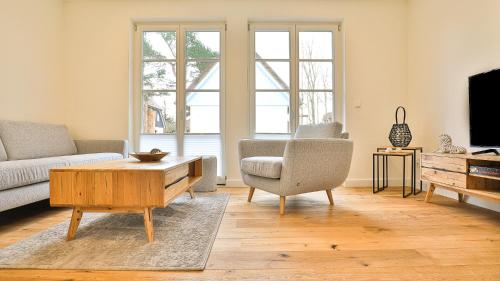 Traumgarten Haus Unschuld — 4-Star Luxury Hotel in Ostseebad Prerow, Germany