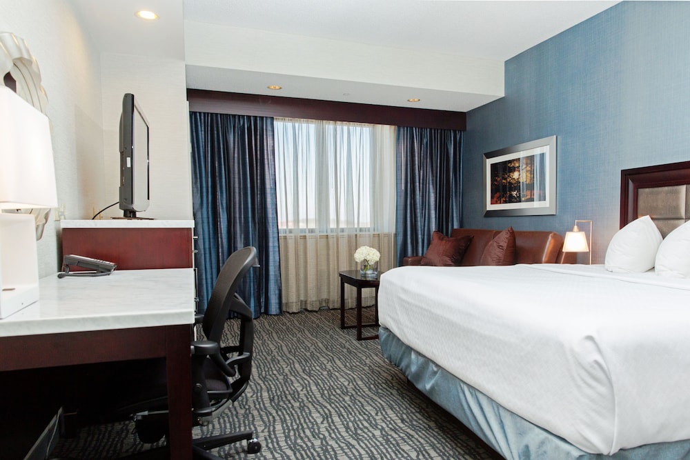 Crowne Plaza Springfield an IHG Hotel - photo 5