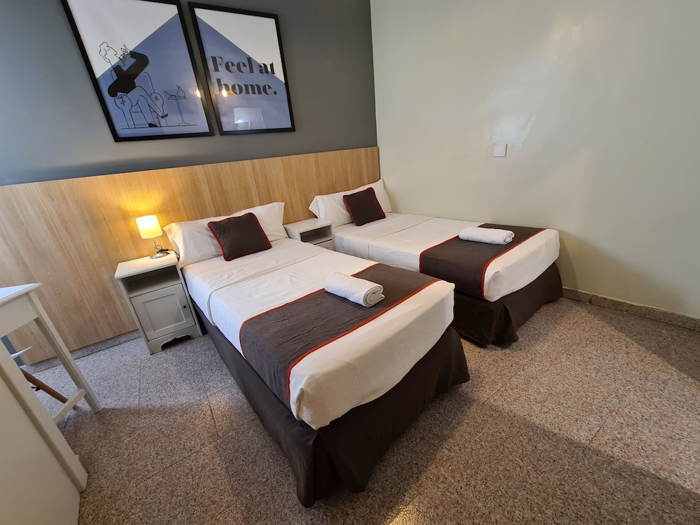 CH Las Murallas - last minute hotel in Madrid