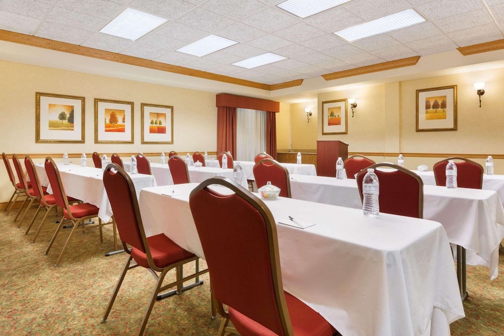 Country Inn & Suites by Radisson Covington LA - photo 38