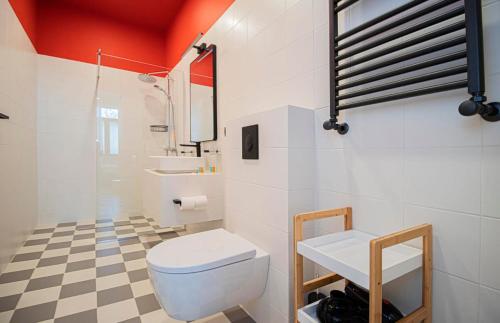 Stylish 1BR Apt In Tbilisi By Wehost