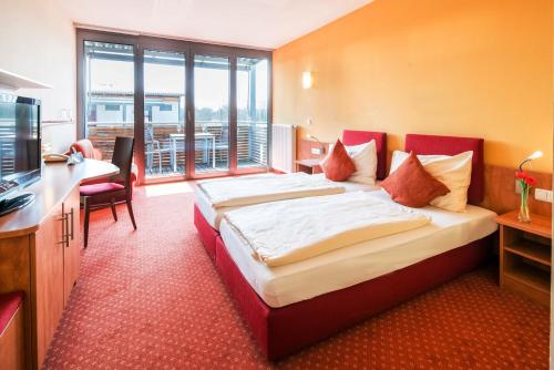 Hotel von Heyden — Tegernheim — photo 3