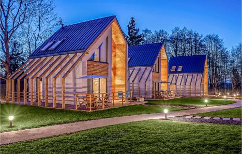 2 Bedroom Amazing Home In Nowecin — 4-Star Luxury Hotel in Leba, Poland