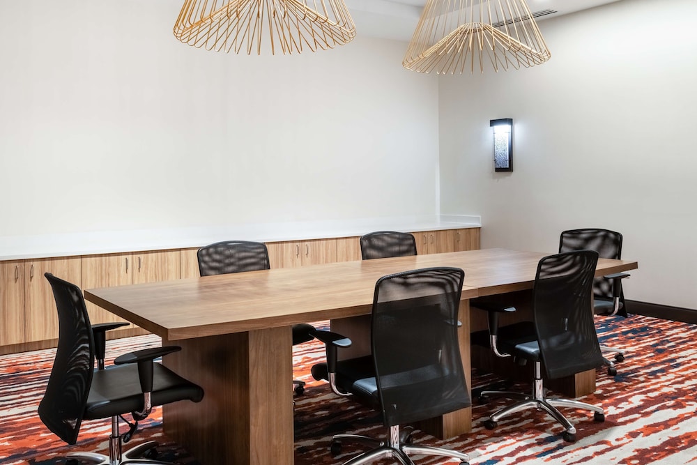 Hilton Garden Inn Longmont - photo 28