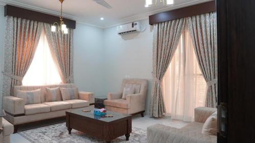 Al Rasheed Apartments second floor apartment — 4-Star Luxury Hotel in Karachi, Pakistan