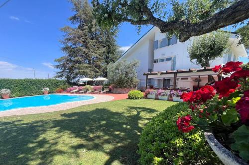 Villa Pronti Santarcangelo Rimini — 4-Star Luxury Hotel in Santarcangelo, Italy
