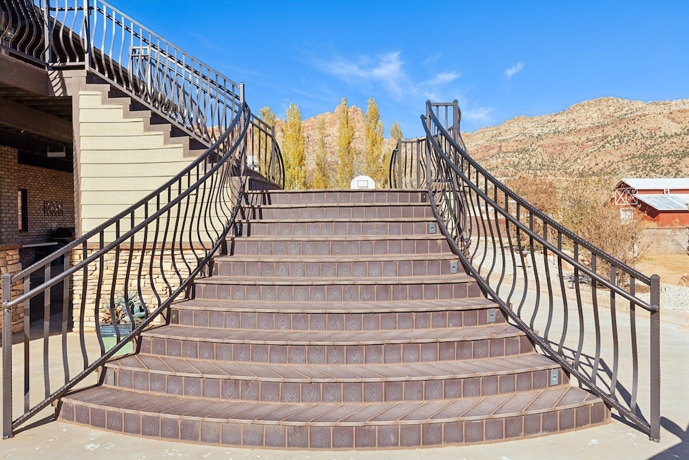 Zion Cliff Lodge - photo 113