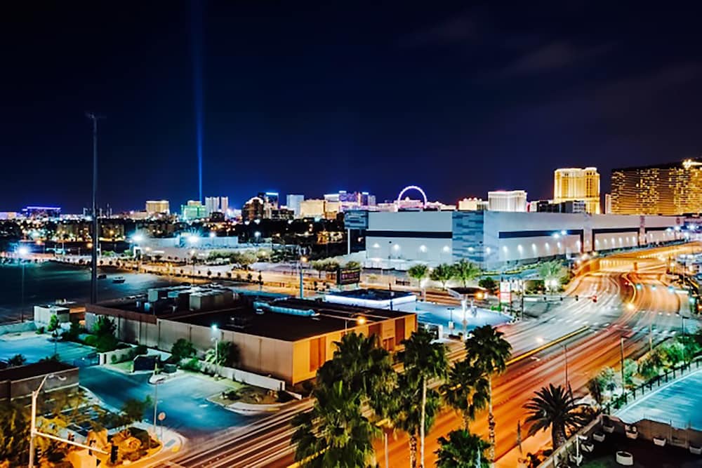 888 Convention Center 1 Bedroom Condos — 4-Star Luxury Hotel in Las Vegas, United States