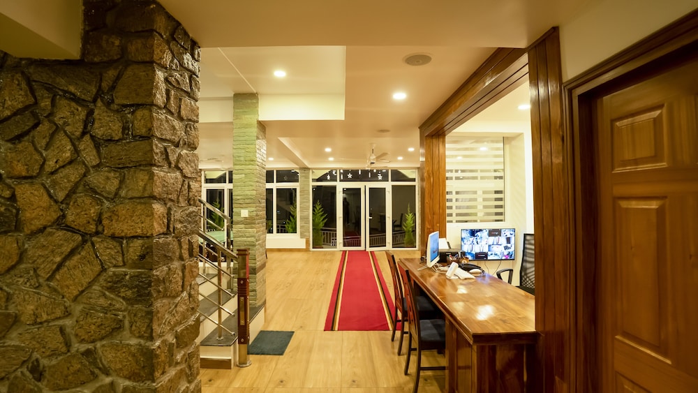 Carmel Top Resort - carbon neutral hotel in Munnar