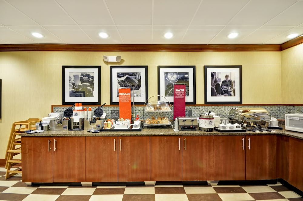 Hampton Inn Chicago Gurnee - photo 30