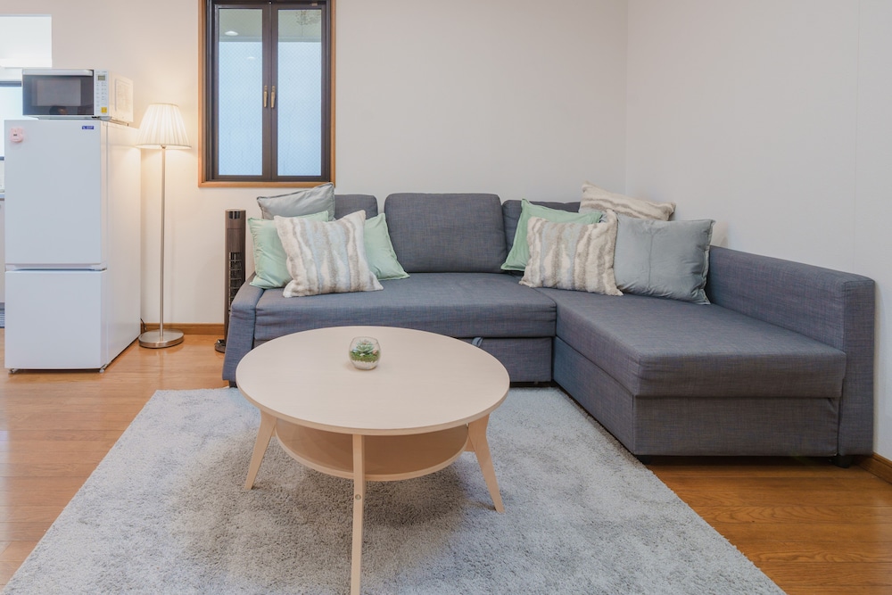 White Space - carbon neutral hotel in Kakegawa
