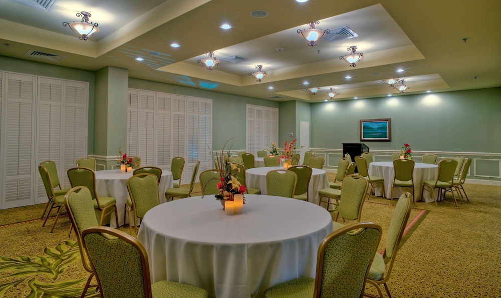 Hampton Inn & Suites North Charleston University Blvd - photo 36