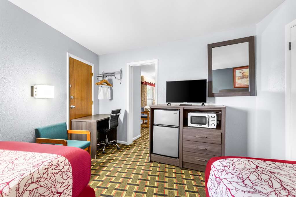 Americas Best Value Inn Belleville - photo 16