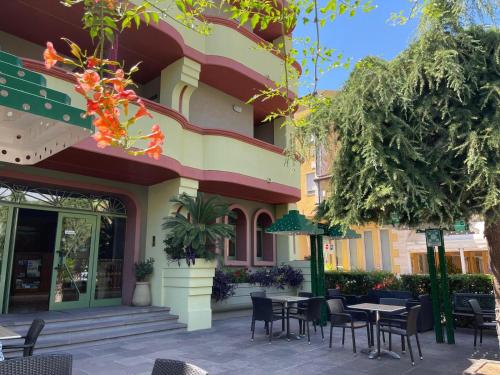 Hotel Twins in Vasto, Italy