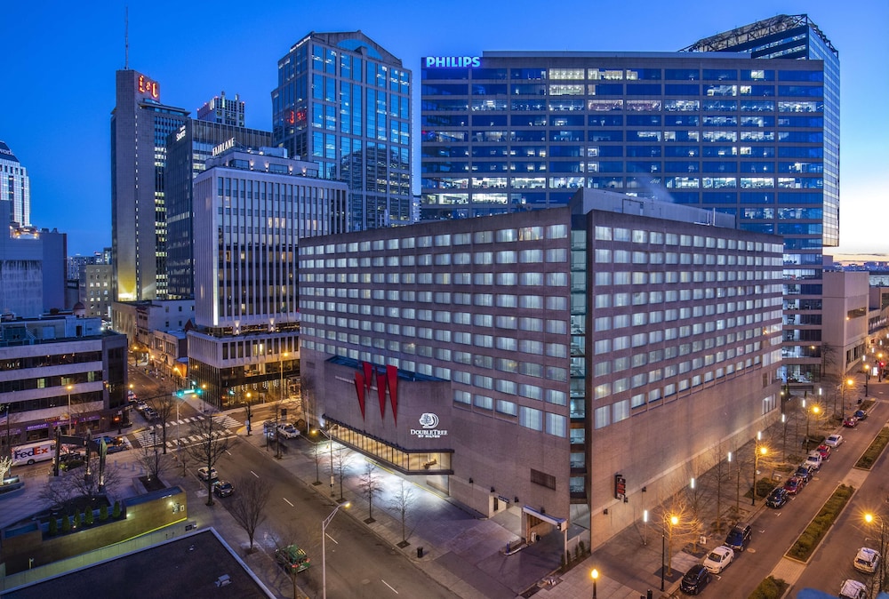DoubleTree by Hilton Hotel Nashville Downtown - featured photo