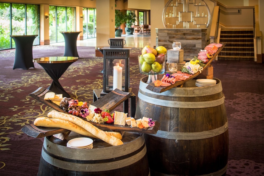 DoubleTree by Hilton Sonoma Wine Country - photo 53