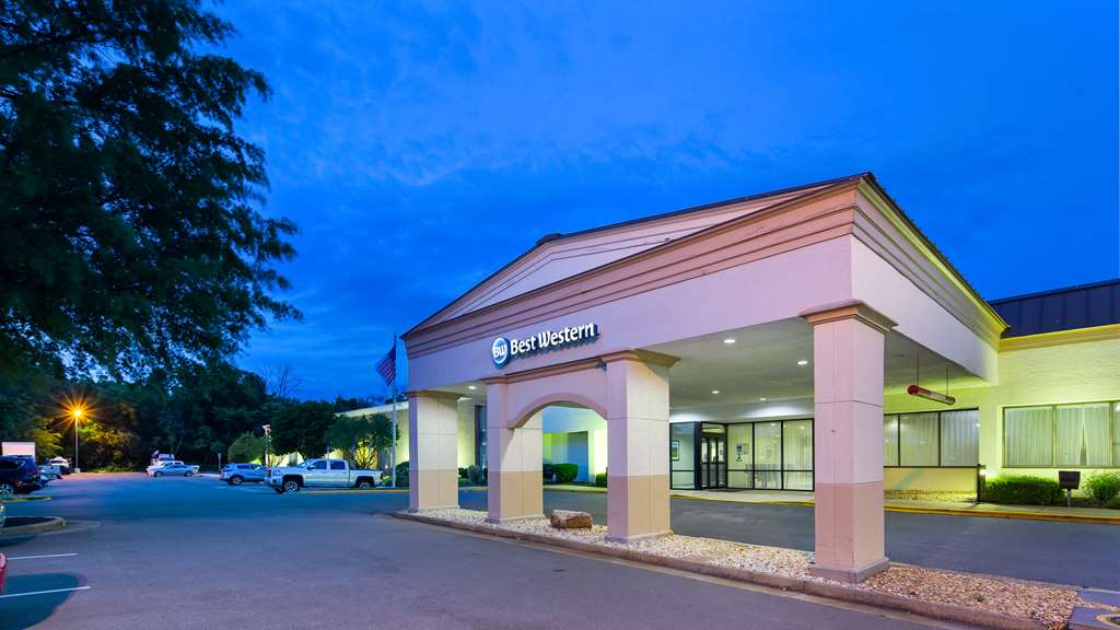 Best Western Leesburg Hotel & Conference Center - photo 22