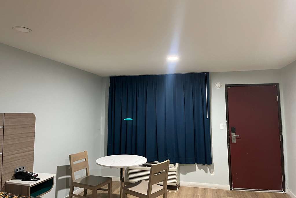 Travelodge by Wyndham Fairplex Pomona - featured photo