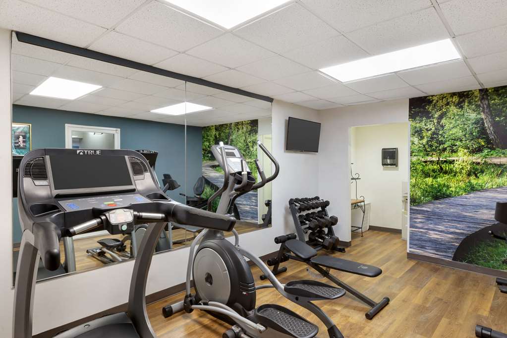 Clarion Pointe Durham Research Triangle Park - photo 25