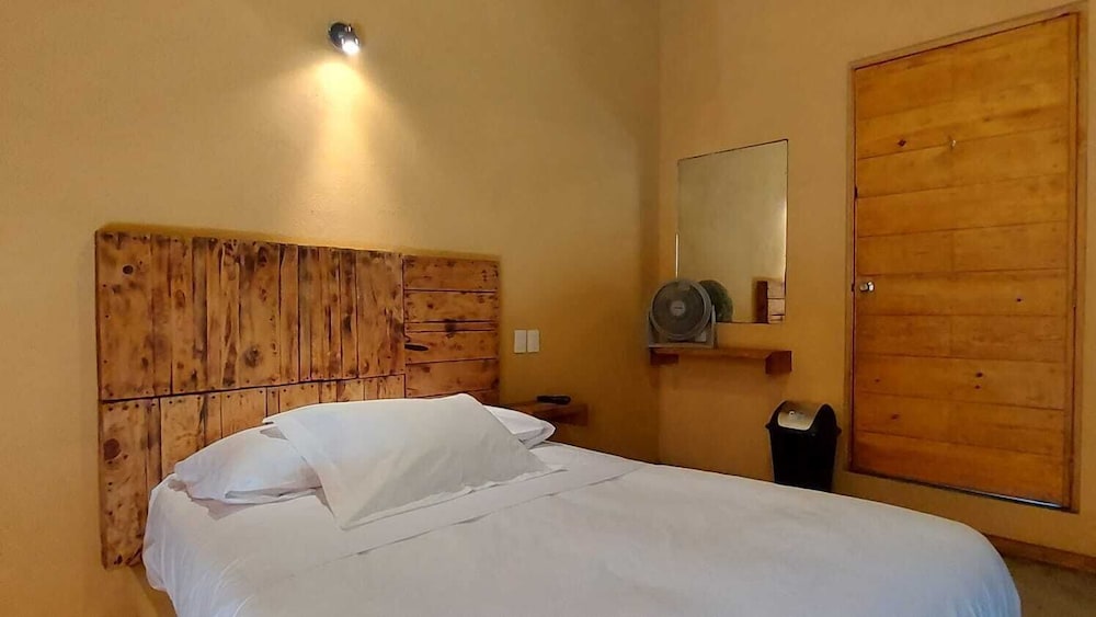 Hotel Ge in Valle De Bravo, Mexico