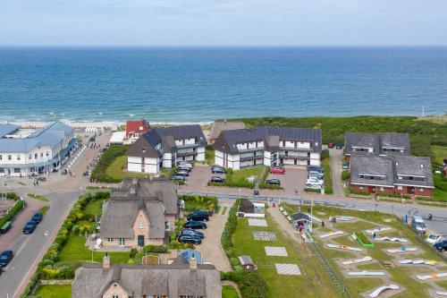 Strandperle — 4-Star Luxury Hotel in None, Germany