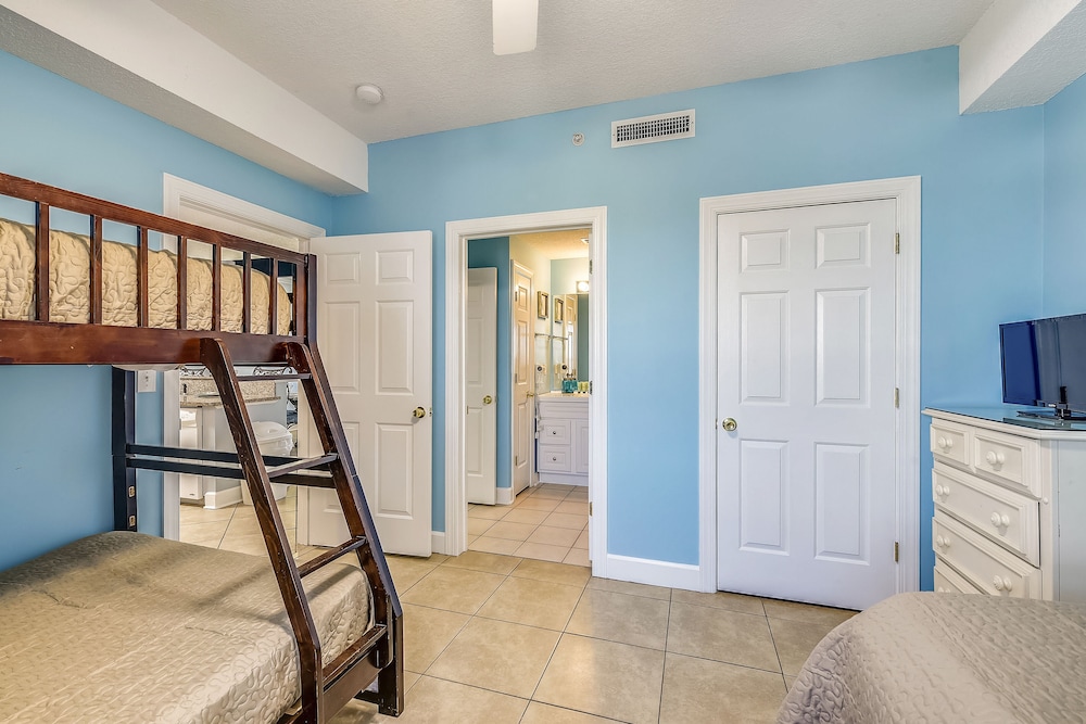 Twin Palms by Book That Condo — Panama City Beach — photo 4