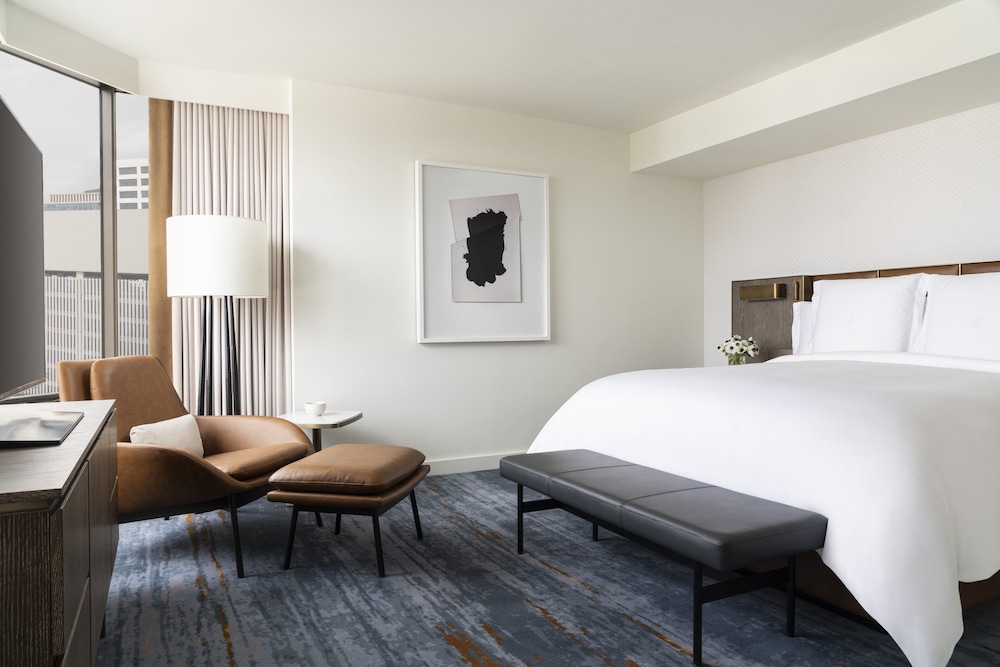 Four Seasons Hotel Houston - photo 15