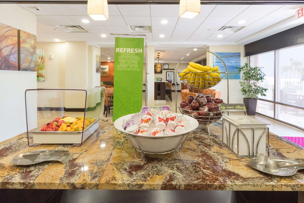 Hampton Inn Daytona Beach Beachfront - photo 41