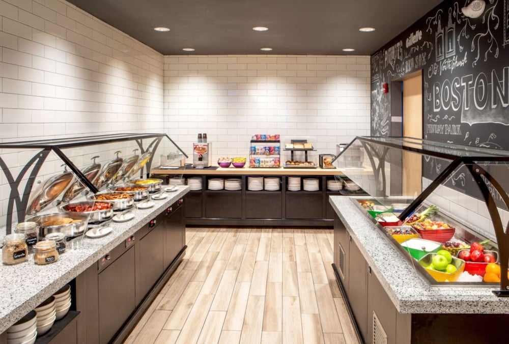 Crowne Plaza Boston Woburn by IHG - photo 27
