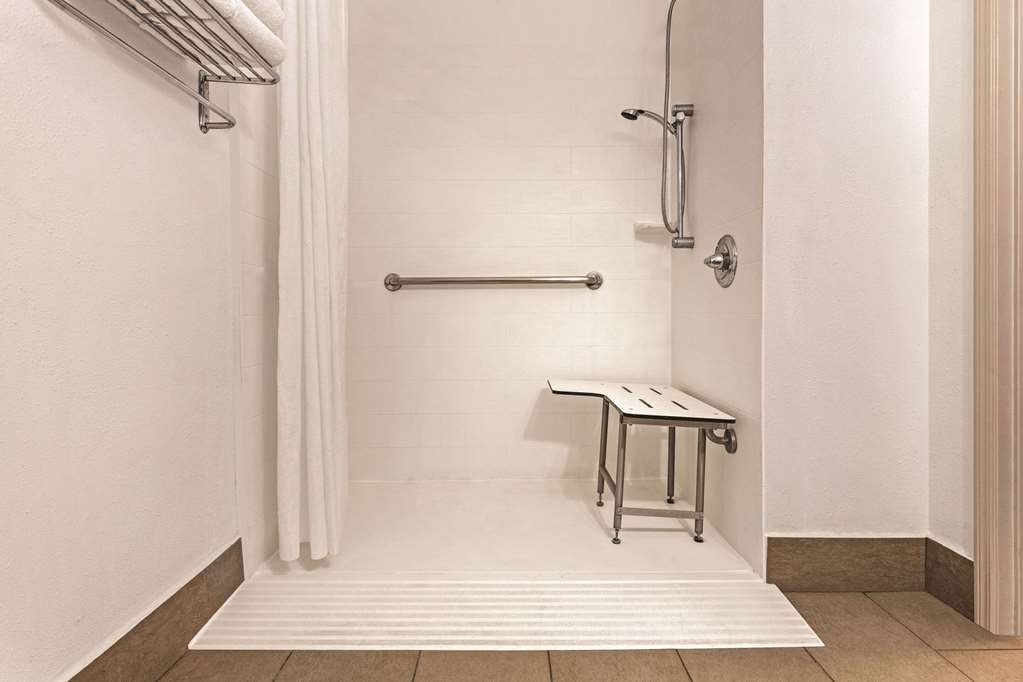 Country Inn & Suites by Radisson Georgetown KY - photo 12