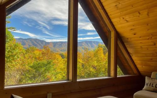 Cozy Cabin — 4-Star Luxury Hotel in Gatlinburg, United States