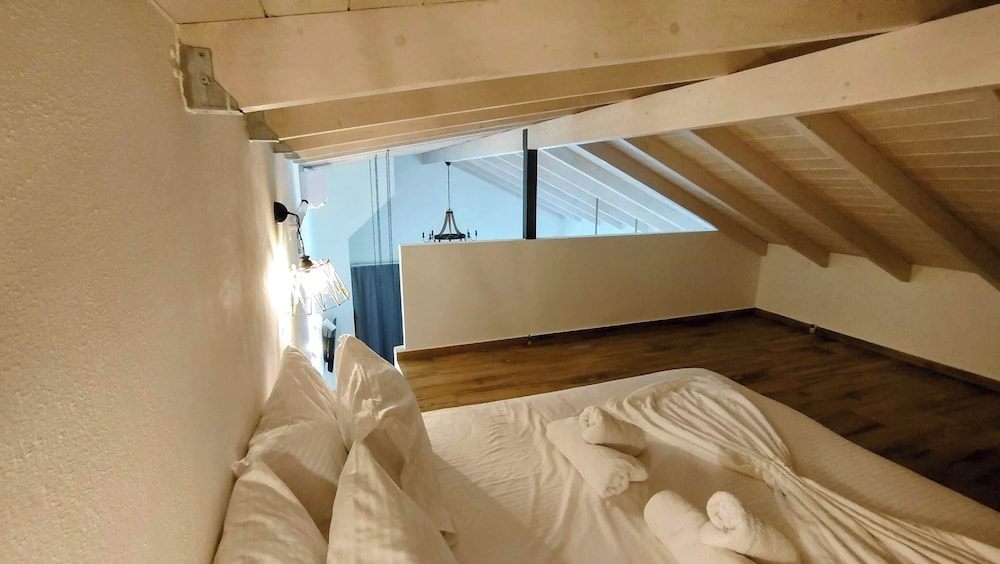 LefkoParga Luxury Suites — Parga — photo 4