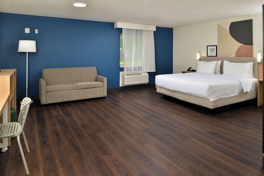 Spark by Hilton Dallas Medical District Love Field - photo 32