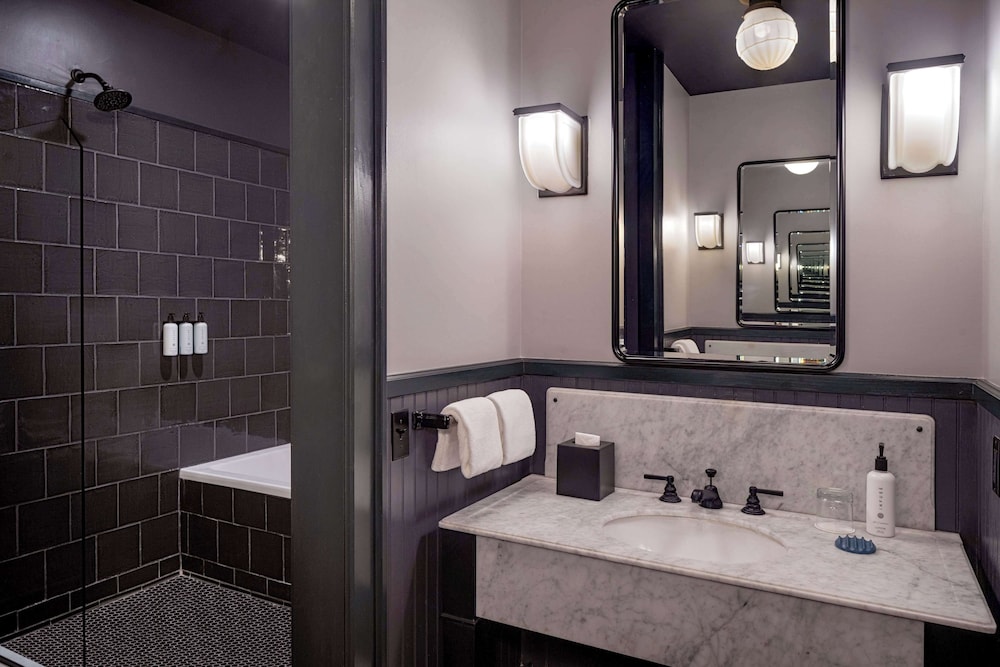 The Barnett JDV by Hyatt - photo 34