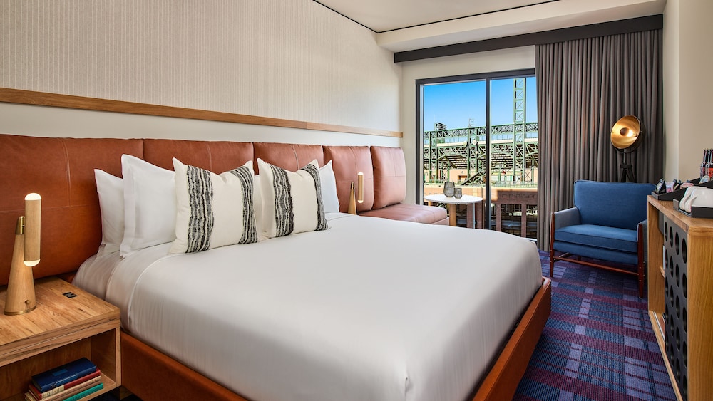 The Rally Hotel at McGregor Square - photo 9