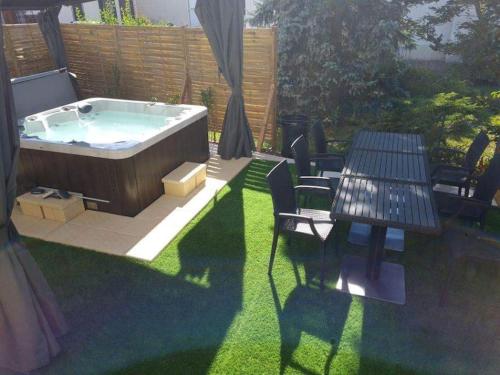 Le Val D'amousse SPA Illimite Et Privatif Animaux Admis - last minute hotel in Unknown City