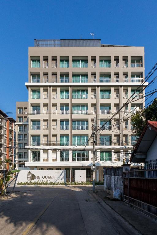 The Queen Palace — Yang Talat — photo 2