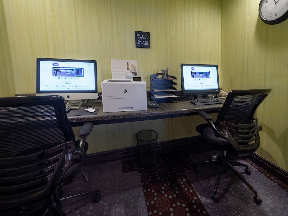Hampton Inn Hazleton - photo 39