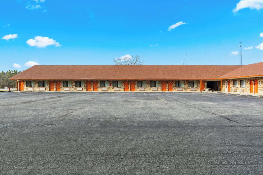 Budget Host Inn by Hotel O Portland near I 65 - photo 27