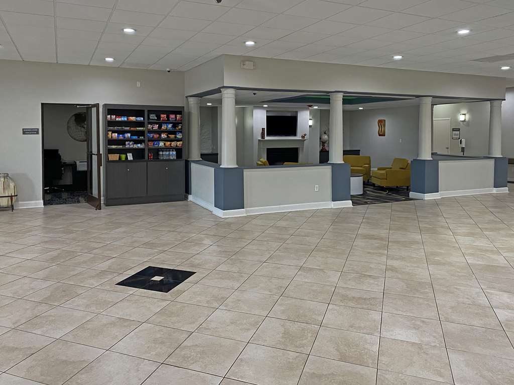 Comfort Inn Conover Hickory - photo 8
