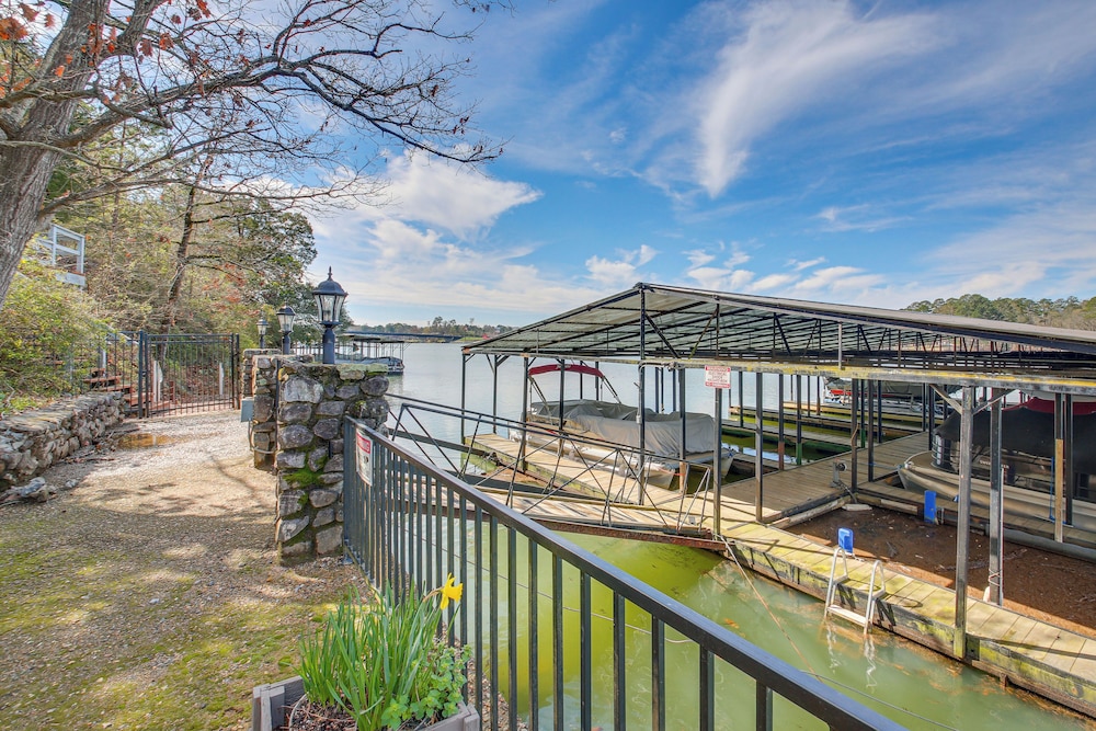 5 Mi to Casino: Waterfront Condo in Hot Springs - photo 28