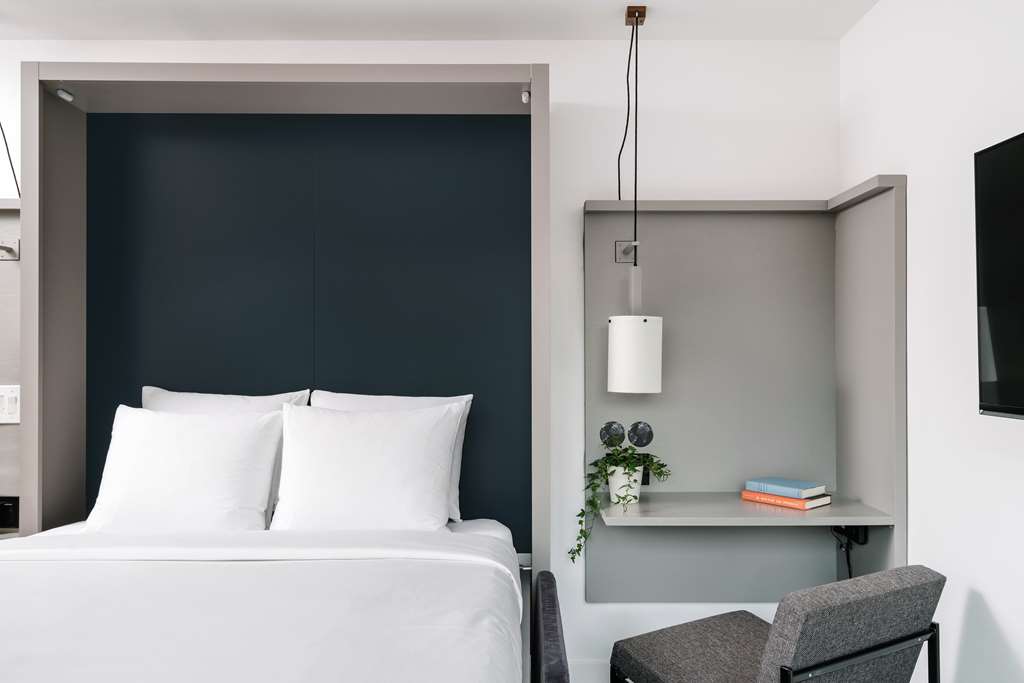 Arlo Soho - photo 39