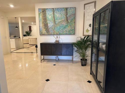 A Tranquil Haven with Elegance - carbon neutral hotel in Menifee