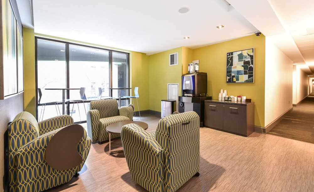 Global Luxury Suites At Boston Garden - photo 36