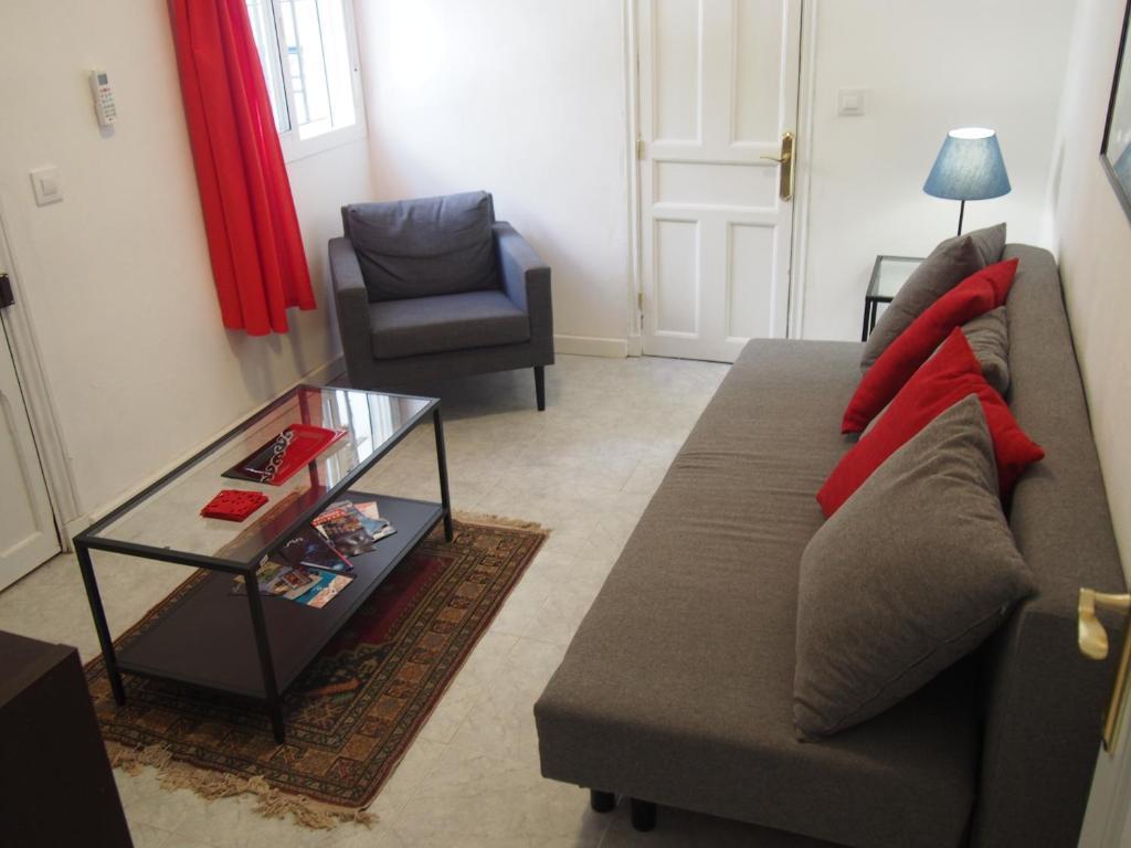 Casa Valientes B Parking privado gratis & patio interior — 4-Star Luxury Hotel in Jerez De La Frontera, Spain